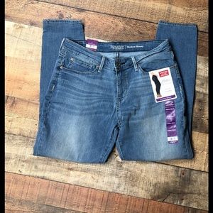 Signature Levi Strauss Modern Skinny Size 14S